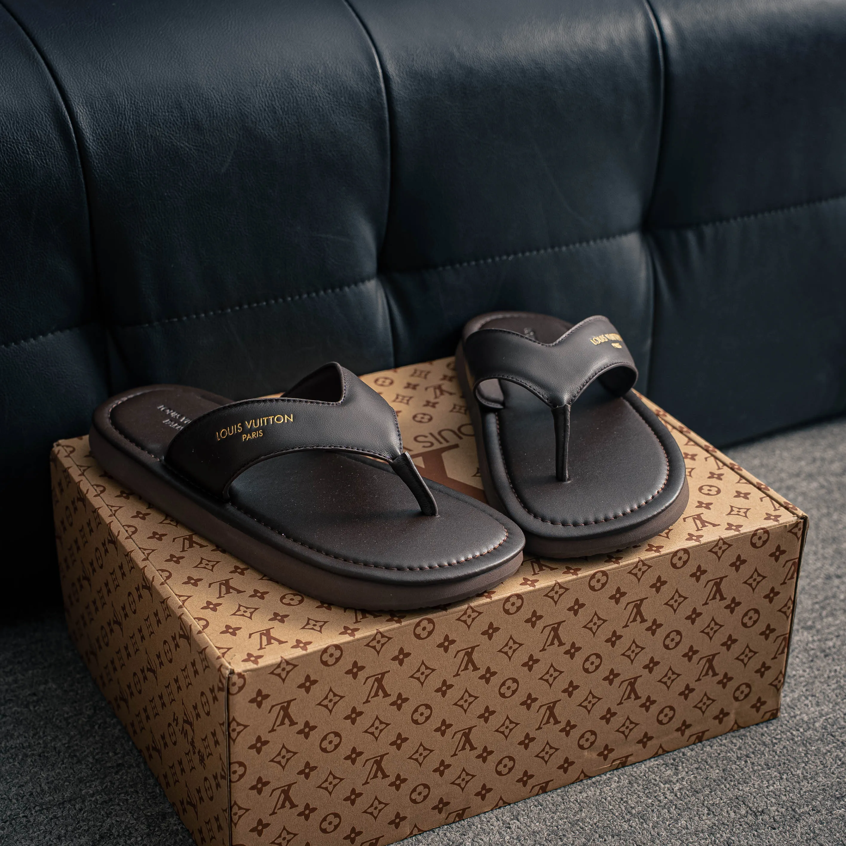 # LOUIS VUITTON ｜ 2026ss LOUIS VUITTON Venice Cowhide Leather Shoes Shoes Sandals 。 Cowhide Leather ，Shoes